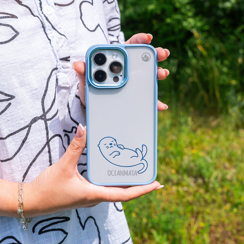 iPhone 16e/17e Hülle - Otter blau - nachhaltig