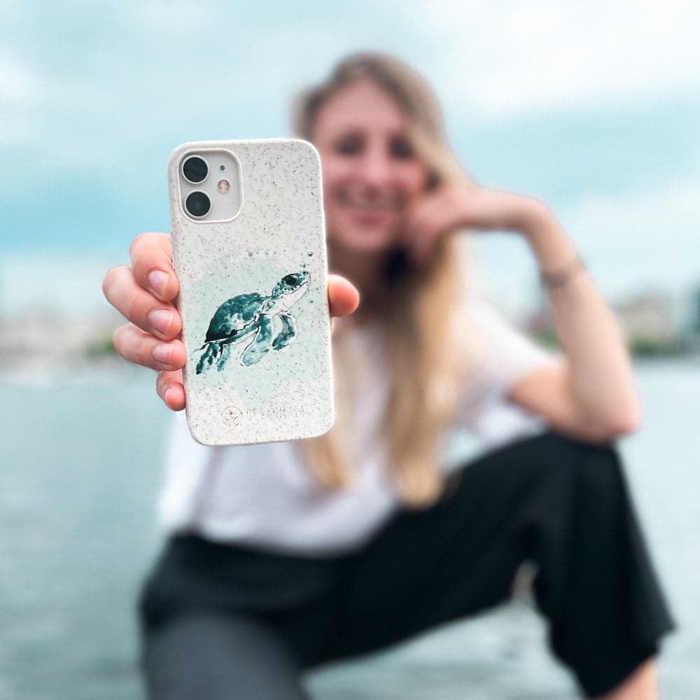 iPhone 17 Air Hülle - Schildkröte grün - "Baby Turtle" - nachhaltig