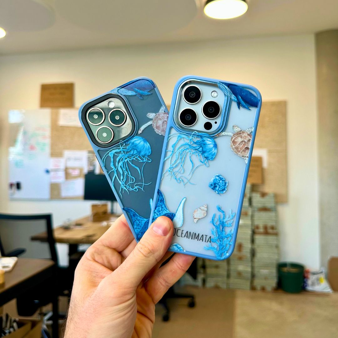 iPhone 14 pro Hülle - Schildkröte bunt - "Turtle & Friends" - nachhaltig