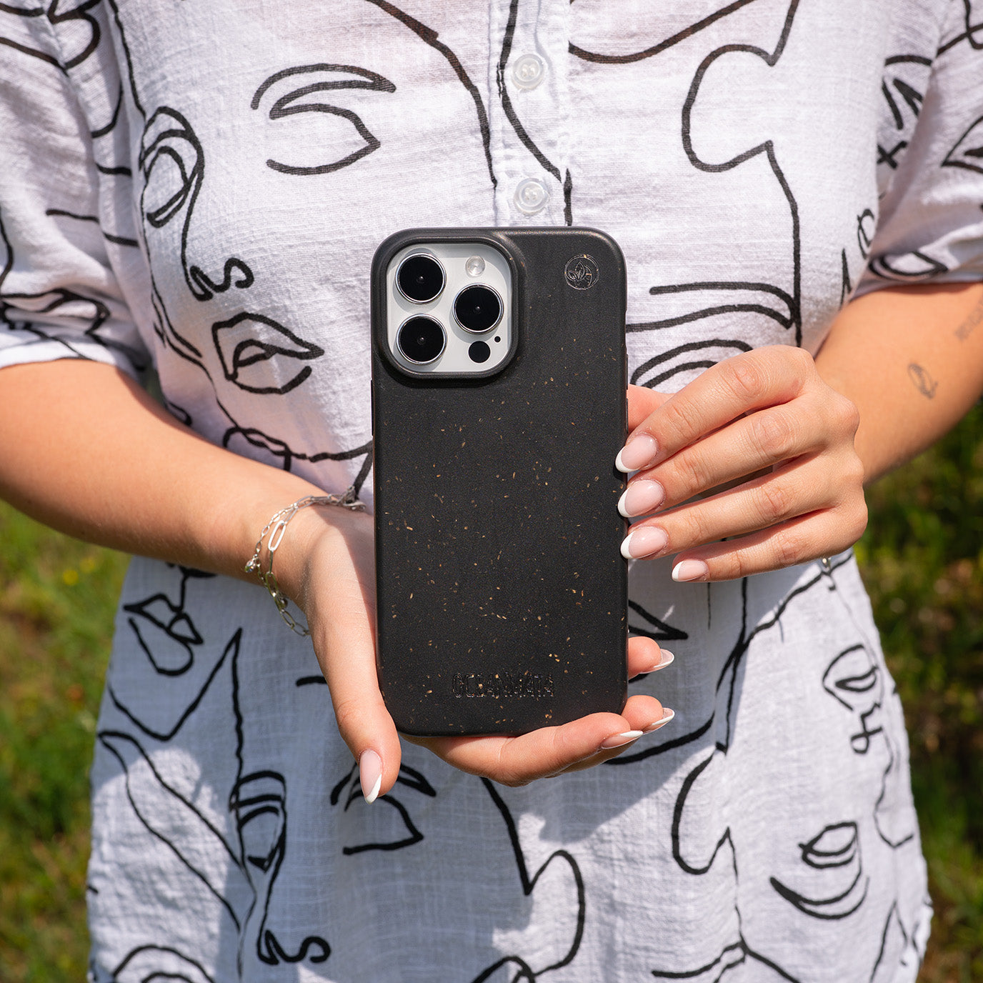 iPhone 15 pro Hülle - schwarz - nachhaltig