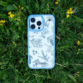 iPhone 17 pro max Hülle - Winterwald blau - "BluePine" - nachhaltig
