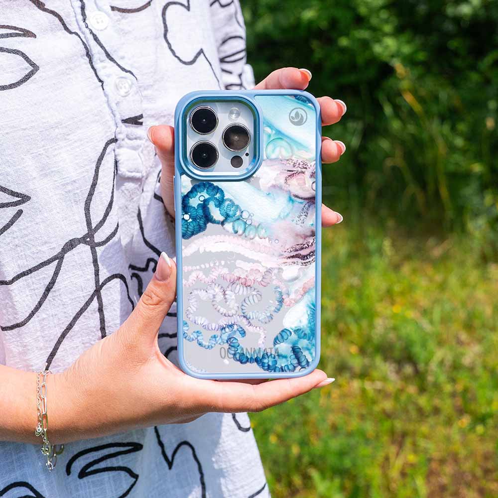 iPhone 16e Hülle - Qualle blau - "Men o' War" - nachhaltig